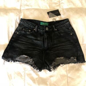 Signature Eight Denim Shorts